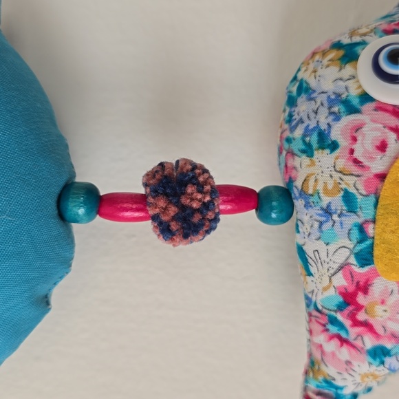 Wall Decorating 3 Colorful Fabric Chickens and Blue Glass Devil eye Handmade - Picture 6 of 9